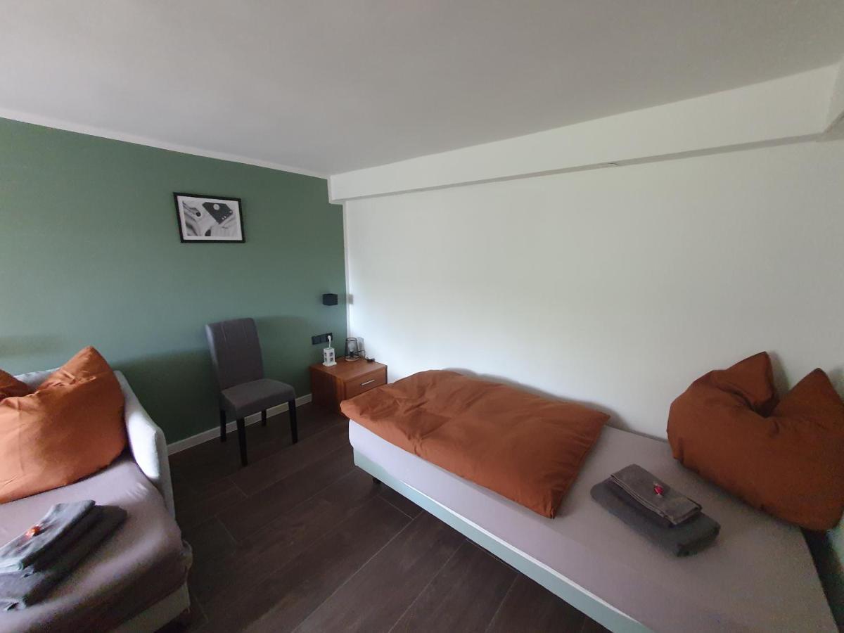 Apartment Neumuhler Hof: Spacious Family Retreat With Garden Terrace Schwerin (Mecklenburg-Vorpommern)